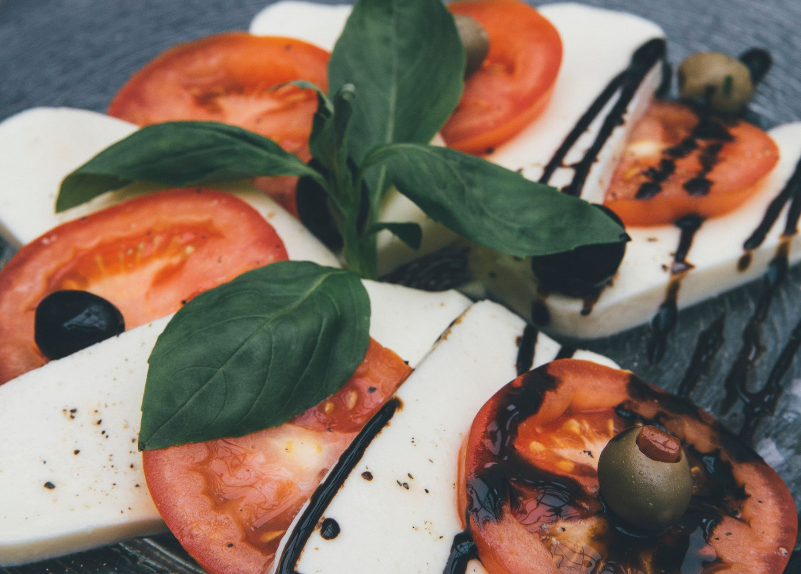 5 Quick & Easy Recipes to Make with Mozzarella